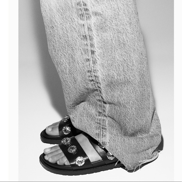 ZARA SPARKLY LOW HEELED SANDALS - Picture 2 of 8